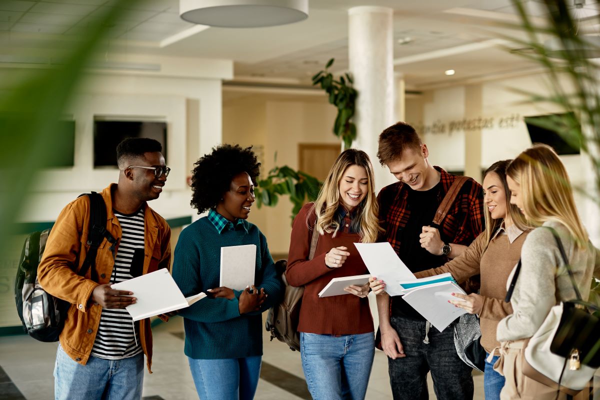 Cursos universitários que valem mais (e menos) a pena| fonte: Shutterstock