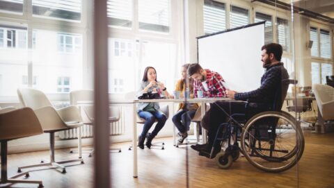 O papel do RH na inserção de pessoas com deficiência no mercado de trabalho| Fonte: Shutterstock