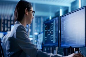 Mulheres no TI: cresce em 60% a representatividade feminina nos últimos 5 anos. | Fonte: Shutterstock