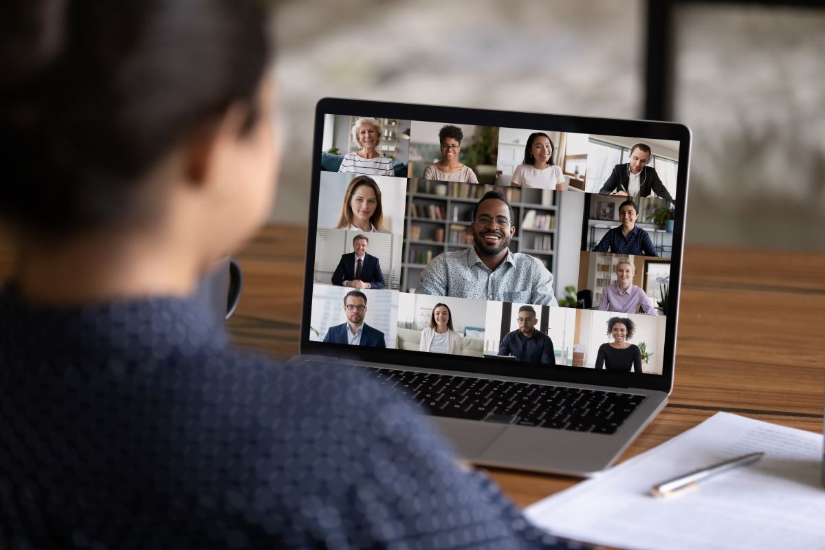 Trabalho híbrido e bem-estar: As tendências do trabalho do futuro| Fonte: Shutterstock